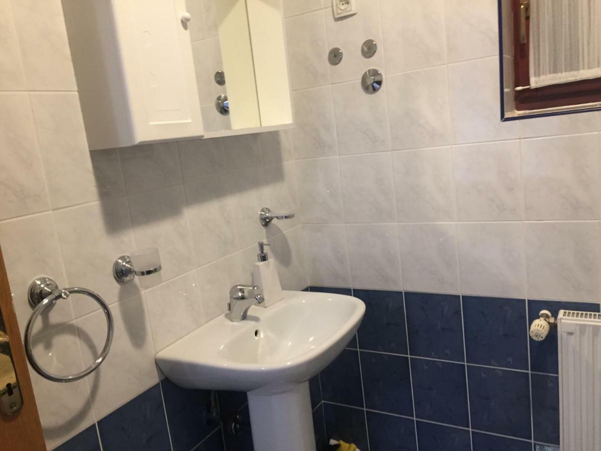 אופטיה Apartment Villa Ana מראה חיצוני תמונה