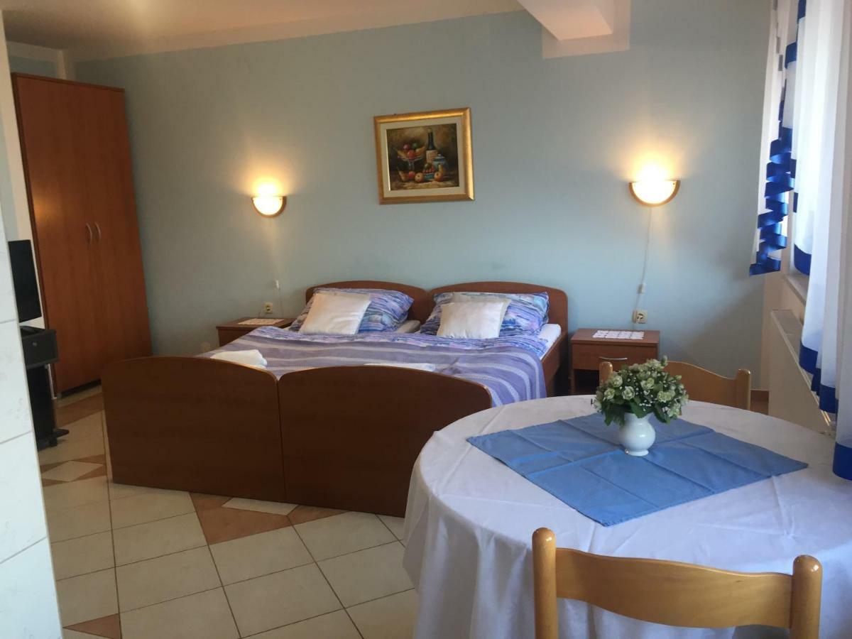 אופטיה Apartment Villa Ana מראה חיצוני תמונה