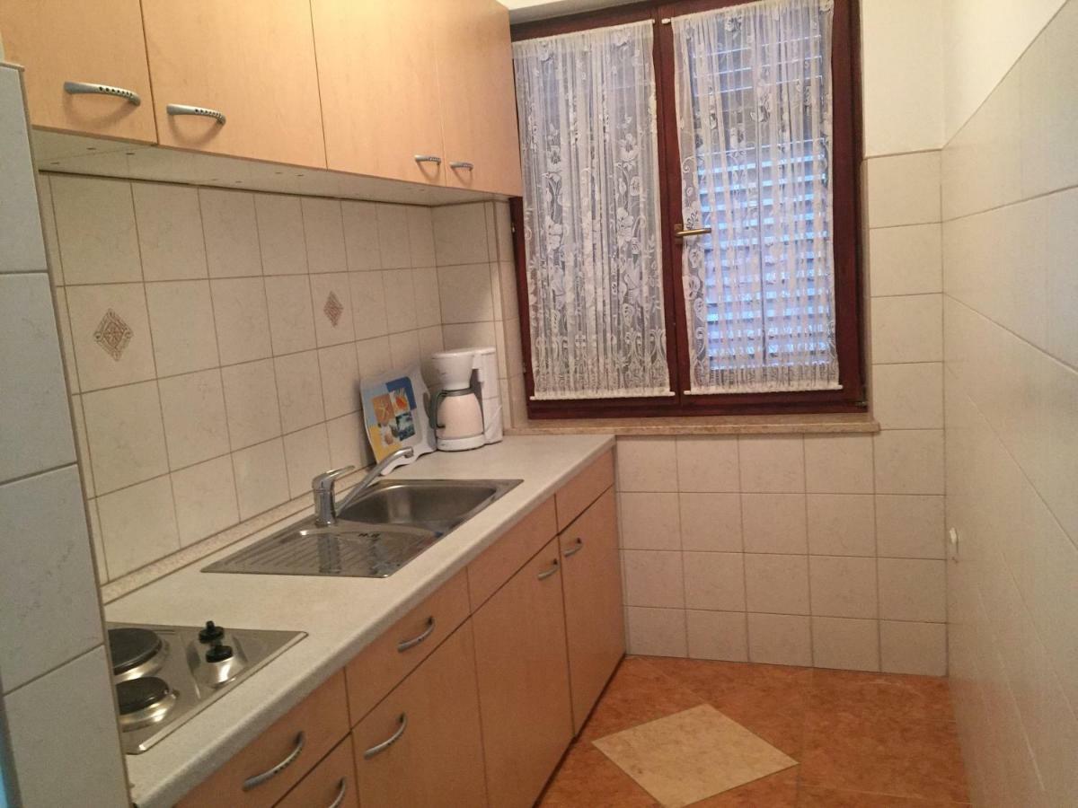 אופטיה Apartment Villa Ana מראה חיצוני תמונה