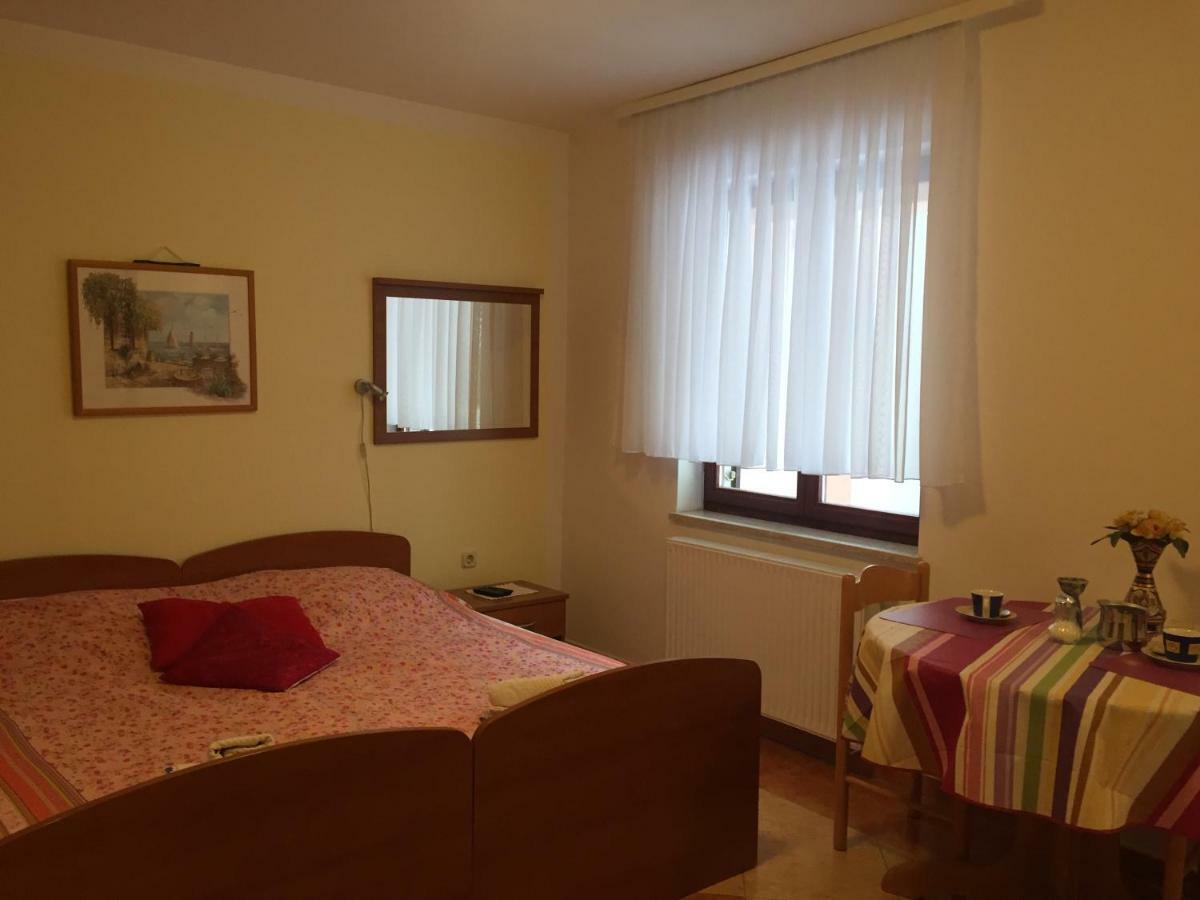 אופטיה Apartment Villa Ana מראה חיצוני תמונה