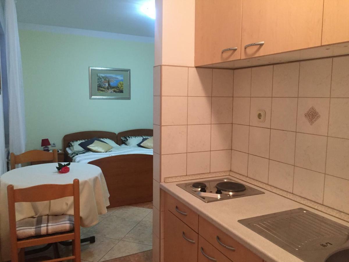אופטיה Apartment Villa Ana מראה חיצוני תמונה